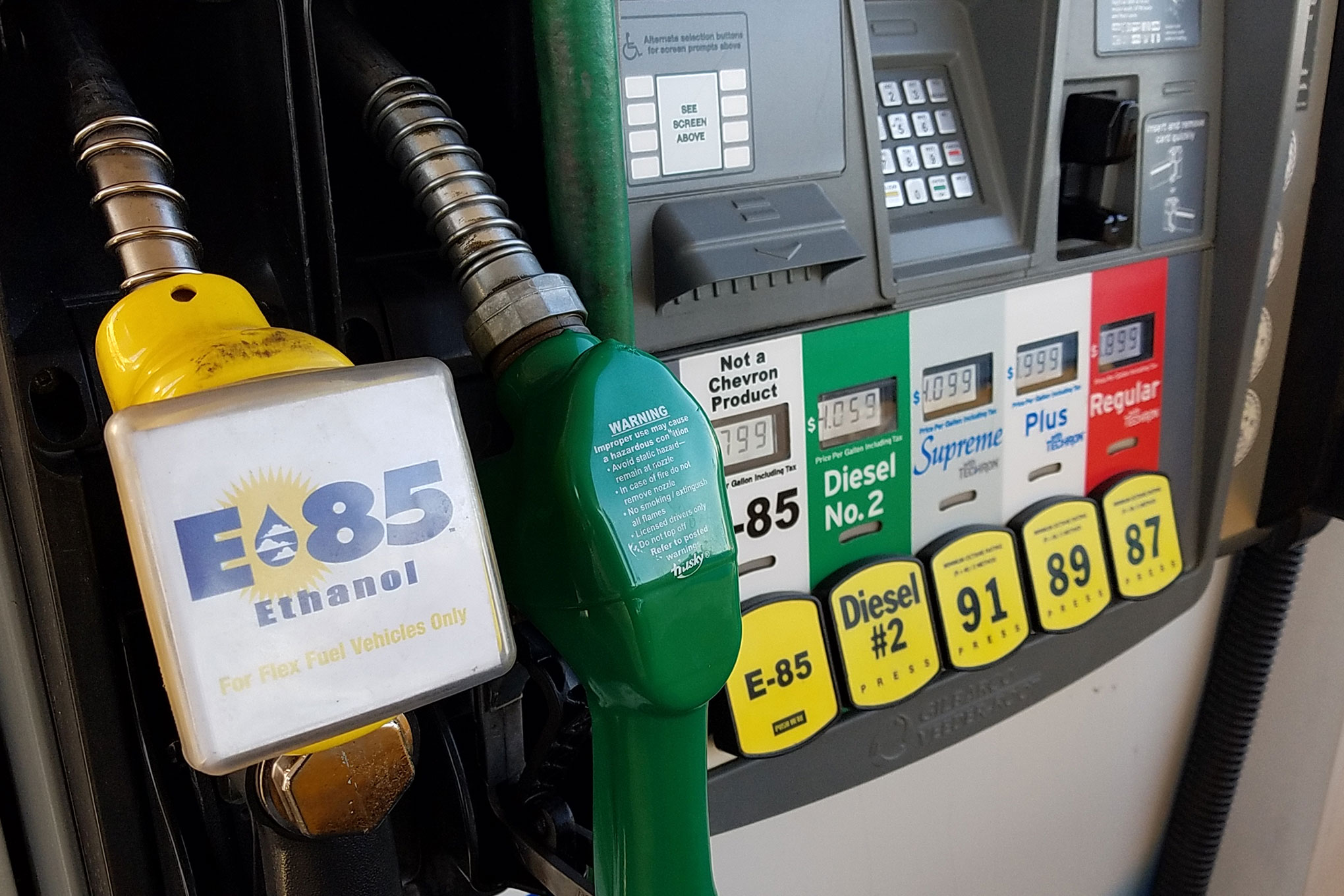 009-e85-fuel-pump.jpg