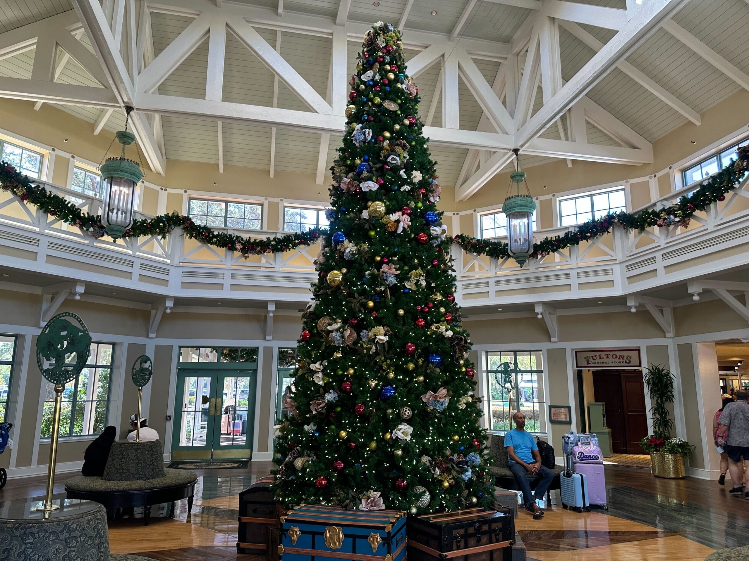 wdw port orleans riverside christmas decorations 2024 6759