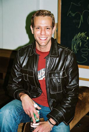 adam_pascal.jpg