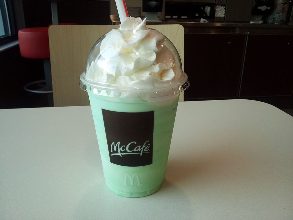 1024px-Shamrock_Shake_%286890328058%29.jpg