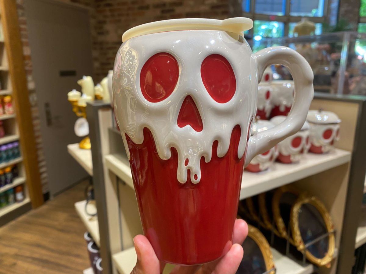 poison-apple-mug-0-1200x900.jpg