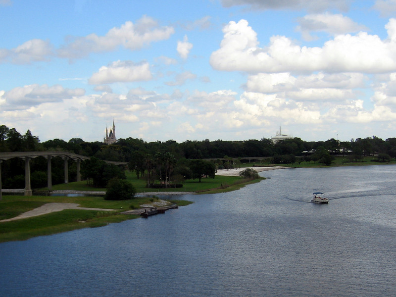 WDW%20016-L.jpg