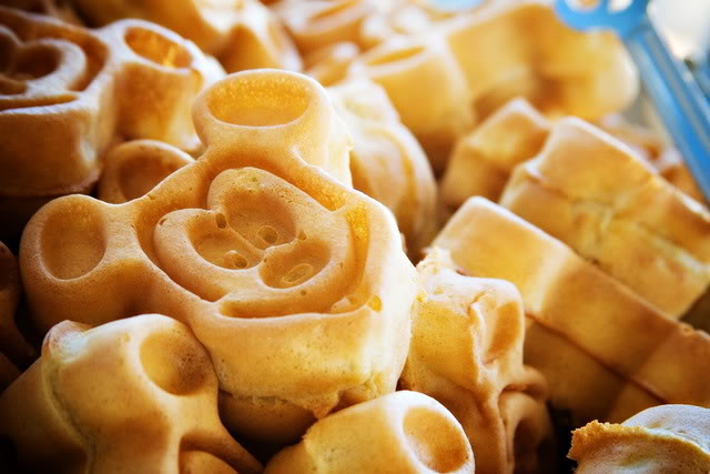 mickey-waffles.jpg