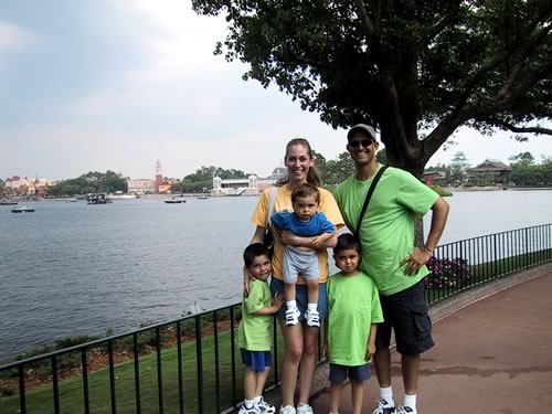 dis2005_10.jpg