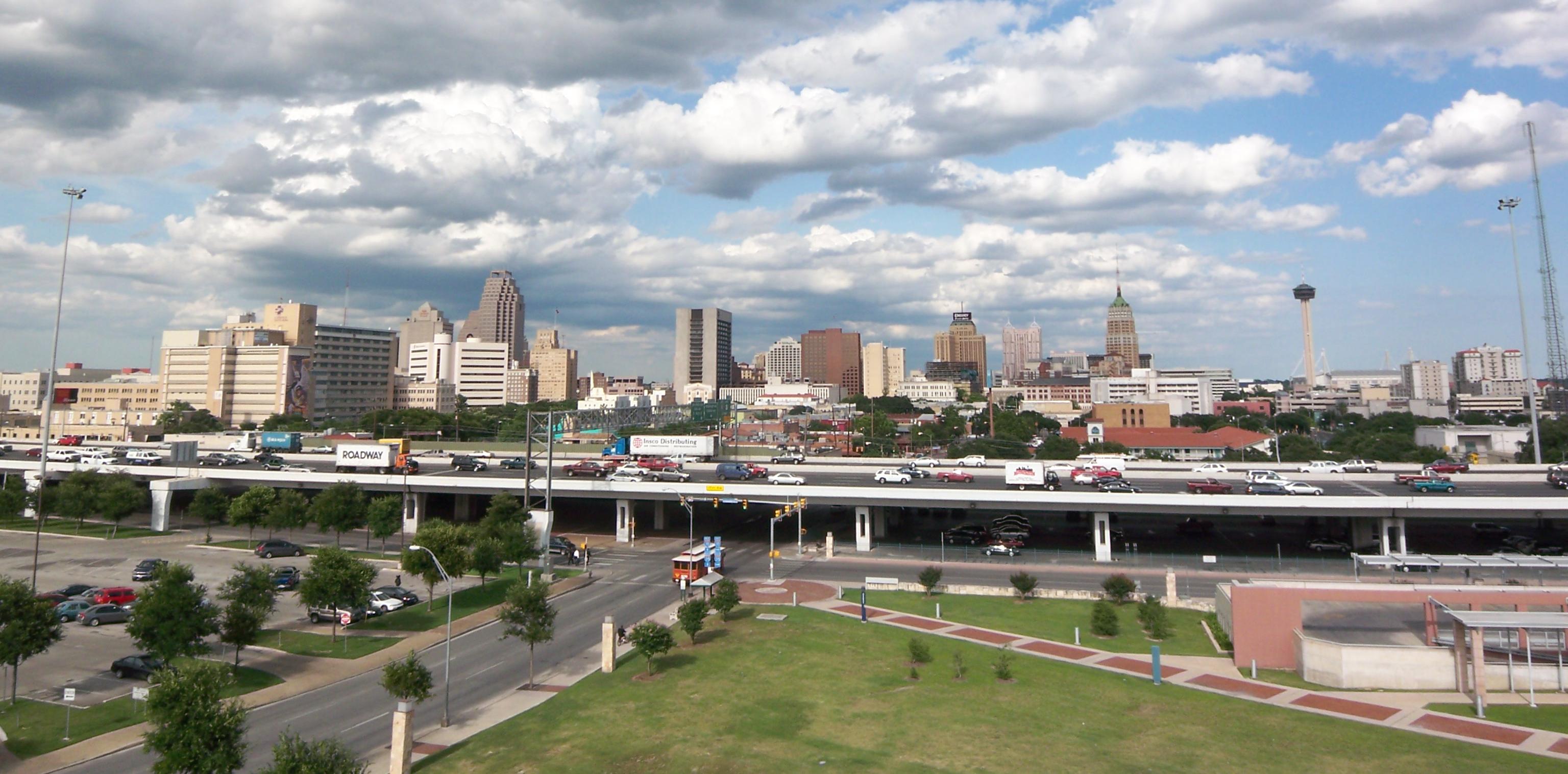 Downtown_San_Antonio.jpg