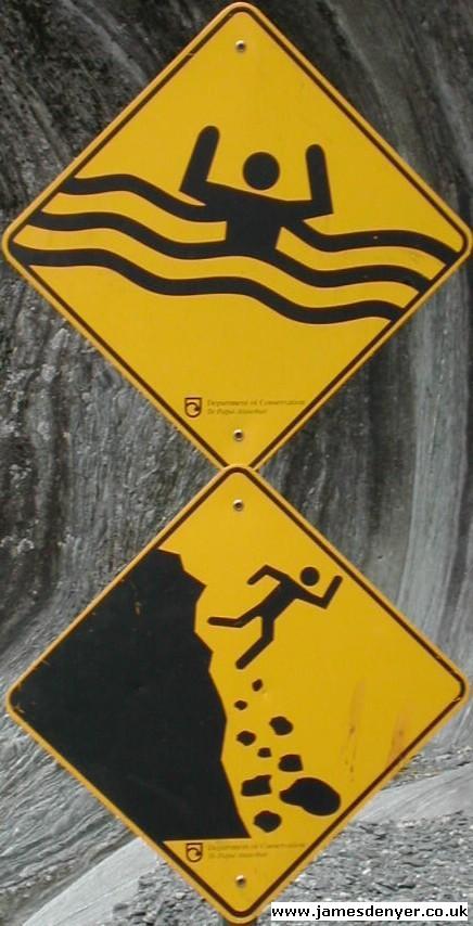 franz_josef_glacier_danger_signs.jpg