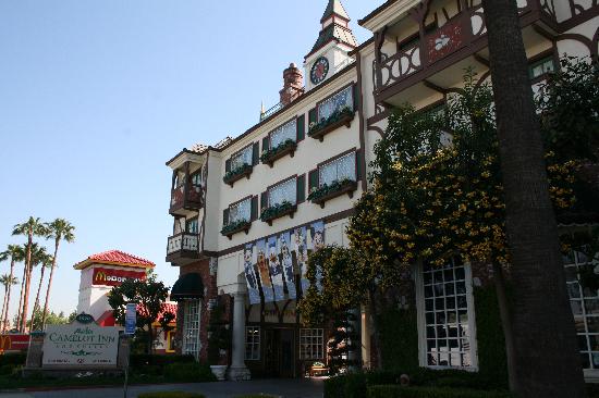 entrance.jpg