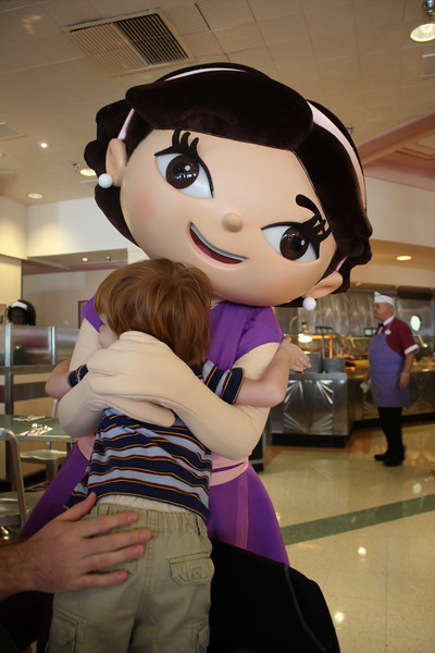 1213027600_owxe7-L.jpg