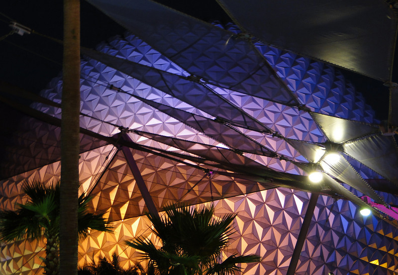 734516685_mZfJ2-L.jpg