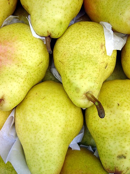 450px-Peras_-_Pears.jpg