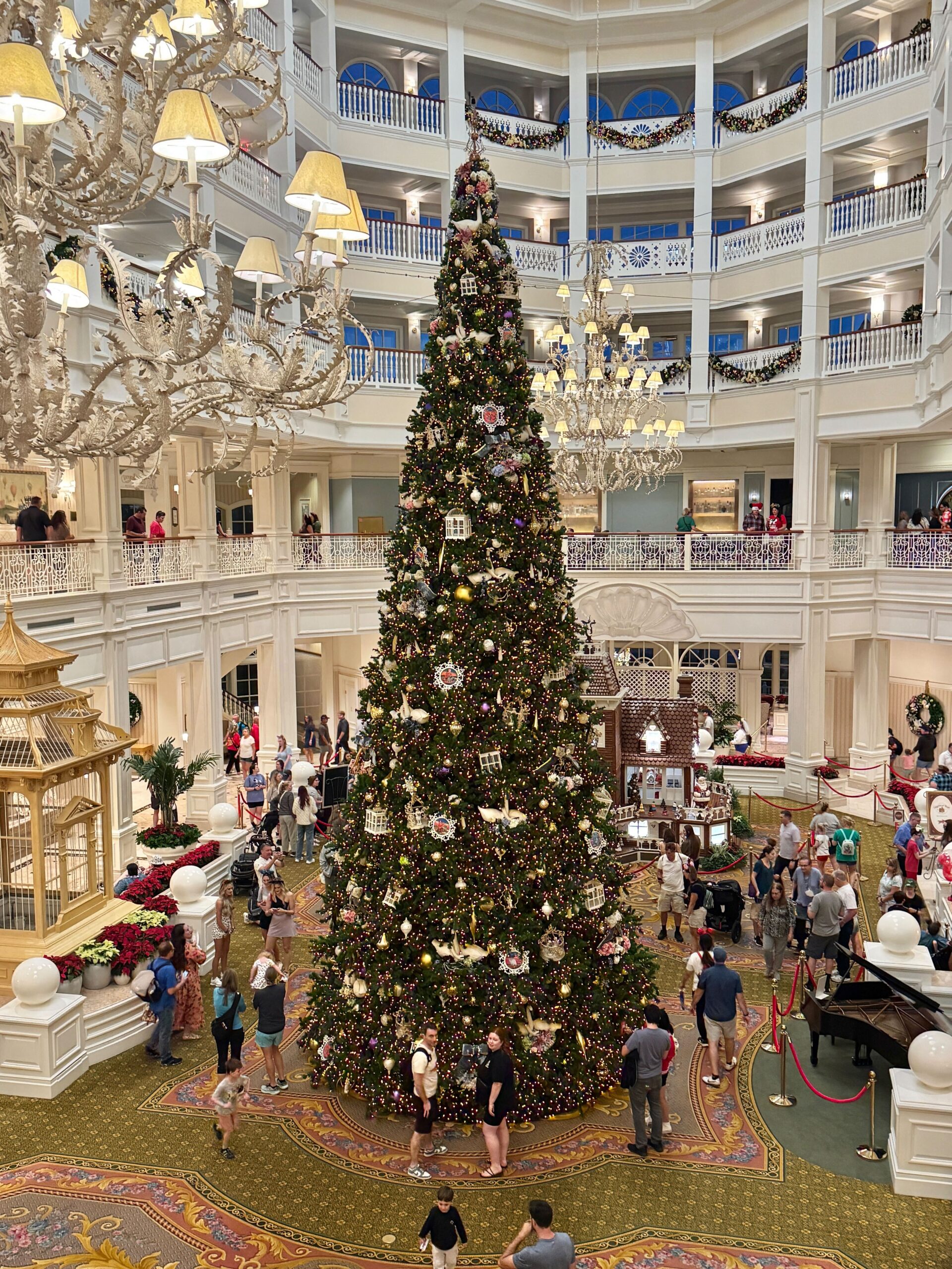2024-Grand-Floridian-Holidays-MG_1321-scaled.jpg
