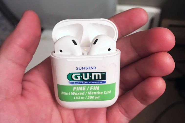 airpods-floss.jpg