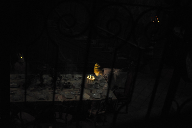599728220_QtW2H-L.jpg