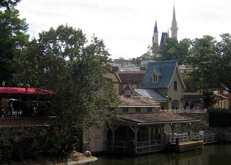 422847693_JCmh3-L.jpg