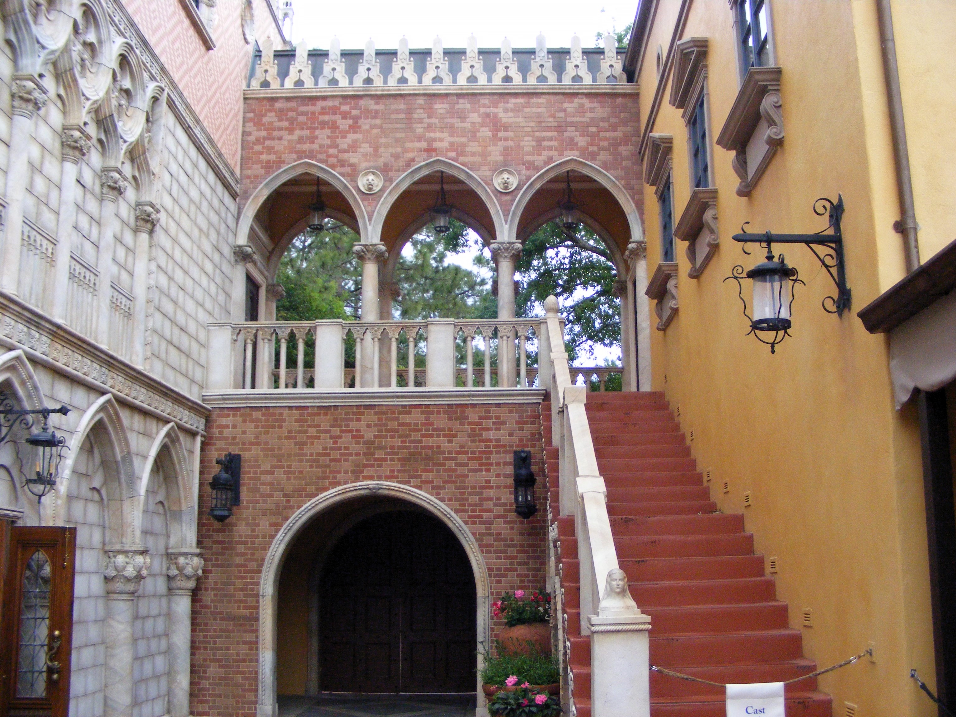 DSCF2013.jpg