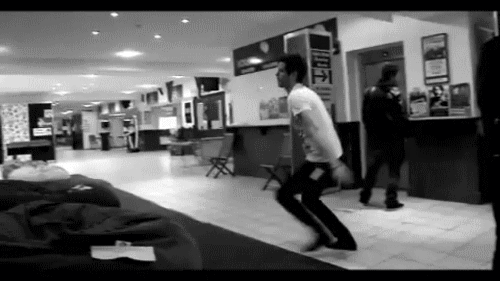 tumblr_ls189dV4d01qij03v.gif