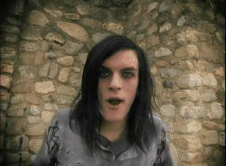 tumblr_lrsm5omcJ01r3tz8qo2_400.gif