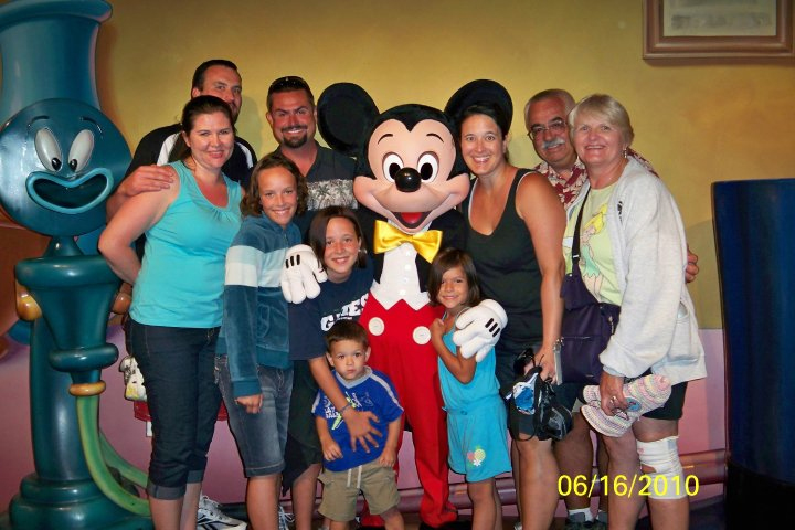 FamilyMickey.jpg