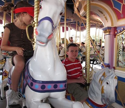 mkcarousel2.jpg