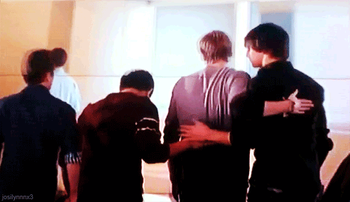 tumblr_lndjp0Cvj01qa4llno1_500.gif