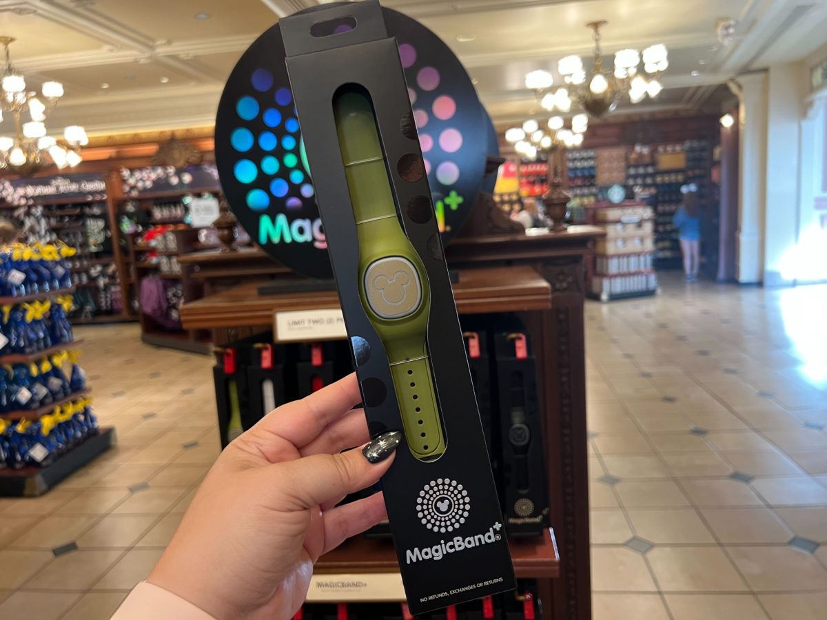 army green magicband plus 0767
