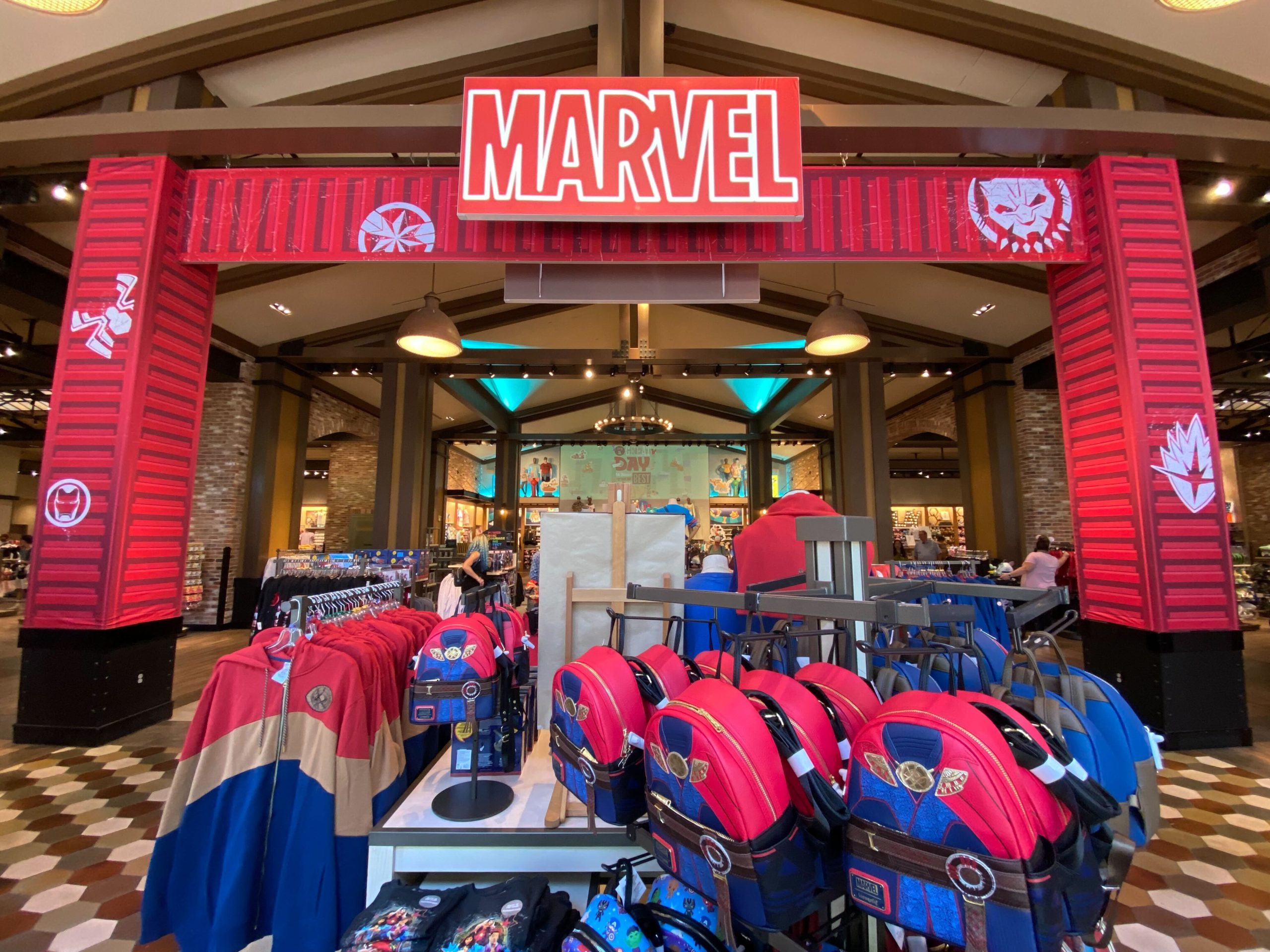 World-of-Disney-Disneyland-Marvel-_11-scaled.jpg
