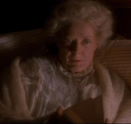 maggie-smith-hook.jpg