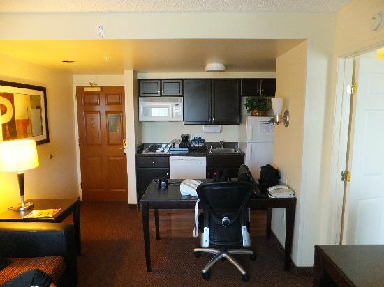homewood-suites-by-hilton.jpg