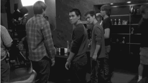 tumblr_lp7zf1CGlu1qavg9x.gif