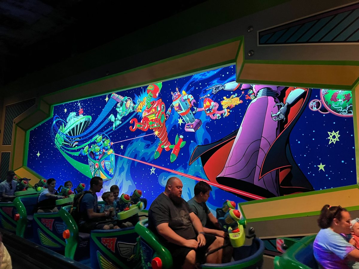 buzz space ranger spin mural 9932