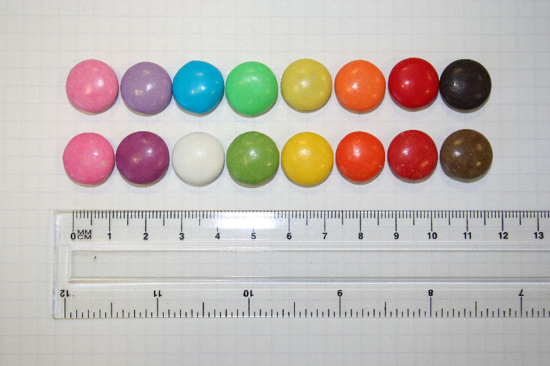 Smarties_old_new.jpg