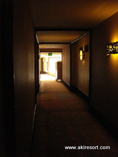 AKL%20hallway.JPG