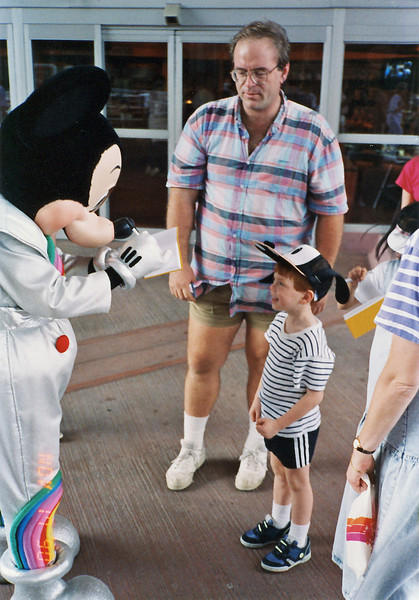 Epcot-24ed-L.jpg