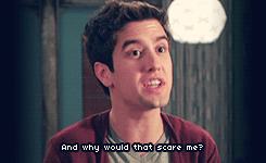 tumblr_lyi2eqnnig1qa4llno6_250.gif