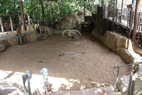 643609635_VCPoN-M.jpg