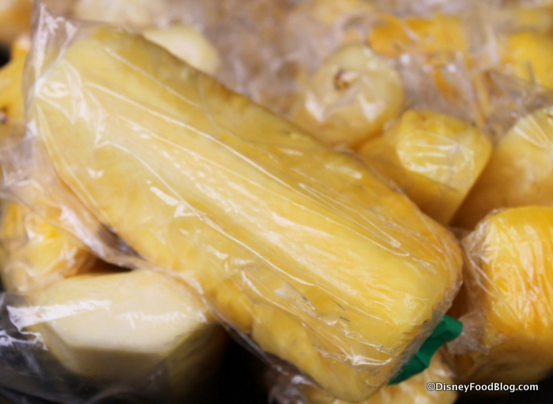 Fresh-Pineapple-Tiki-Juice-Bar.jpg