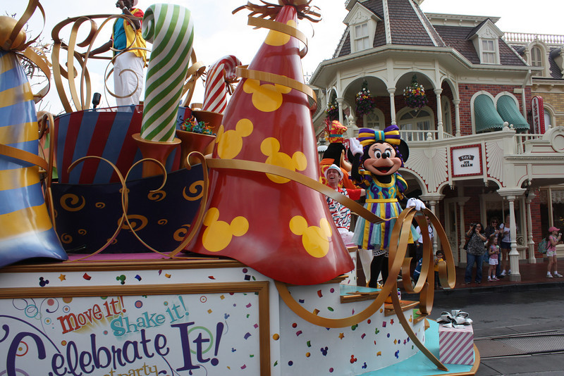 1210619051_FptR5-L.jpg