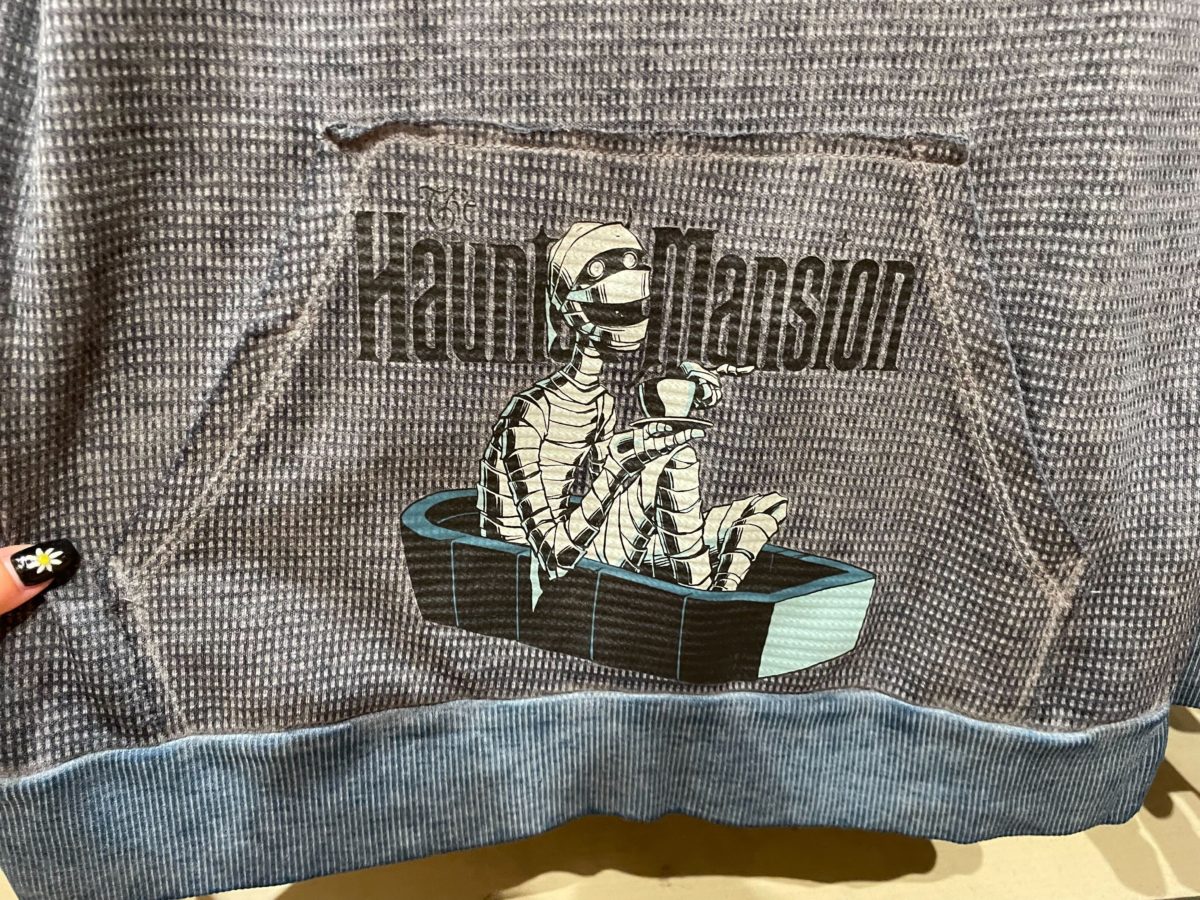 haunted mansion mummy long sleeved shirt 3