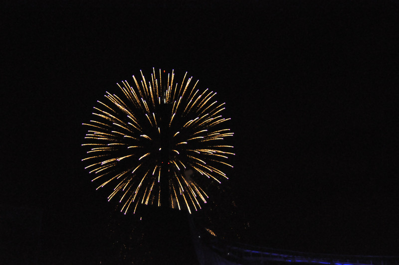 588861949_nnW7e-L.jpg
