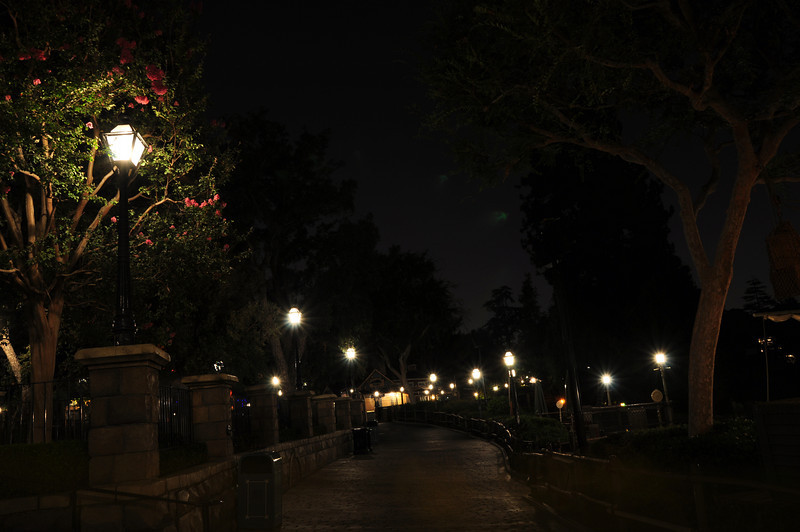 653088387_bc7Qi-L.jpg
