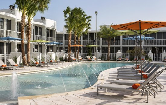 b-resort-spa.jpg