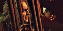 tumblr_lucy7argrW1r48tw6o2_250.gif