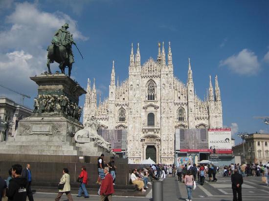 duomo-looks-like-a-movie.jpg