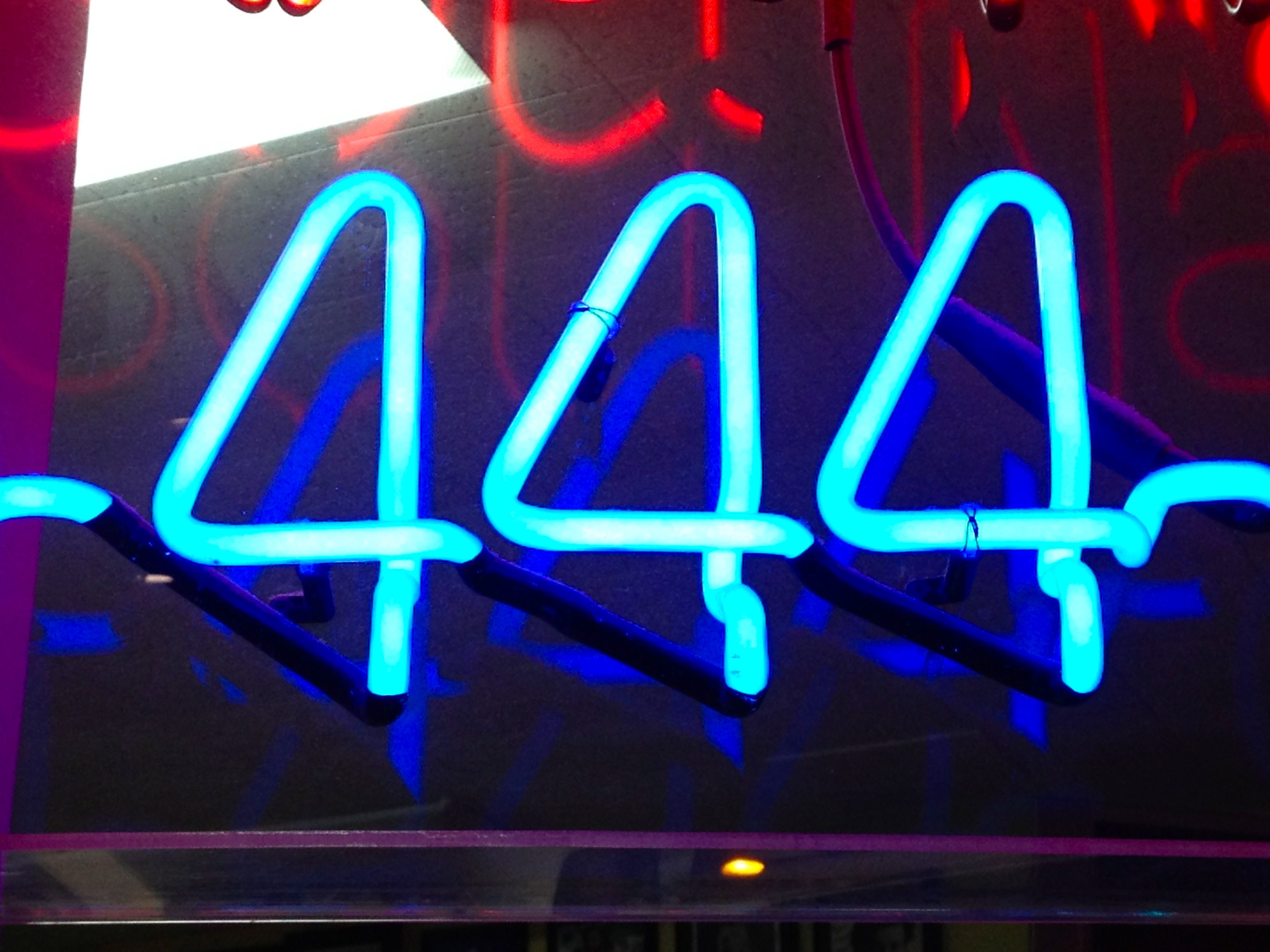 444.jpg