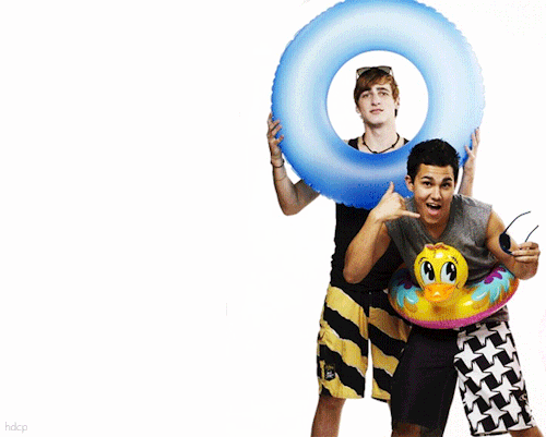 tumblr_lhnrqy2GLx1qeeagco1_500.gif