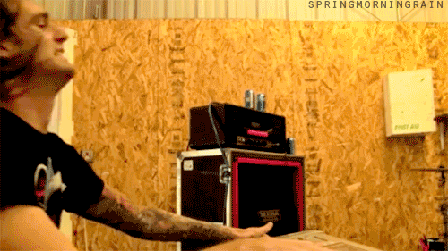 tumblr_ln82ed9Onr1qlteh0o1_500.gif