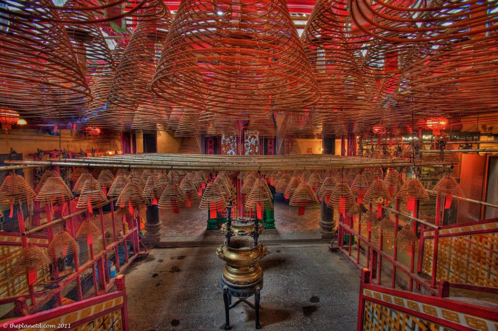 Man-Mo-Temple-Hong-Kong-1-XL.jpg
