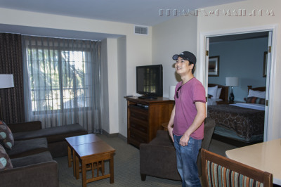 DSC_0013_d400.jpg