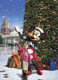 DisneylandChristmasS.jpg
