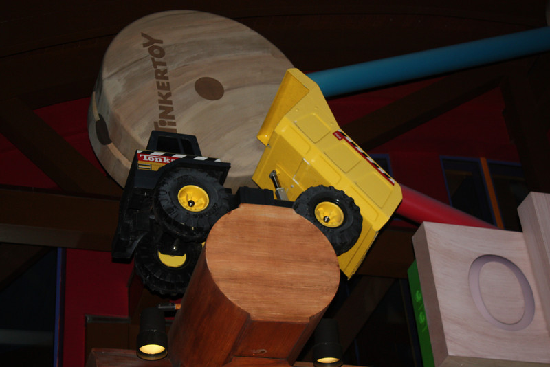 1211179163_tSbDe-L.jpg
